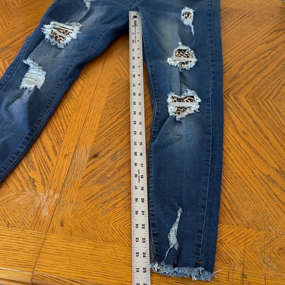 Blue Stretch Skinny Jeans with Animal Print Accents - Picture 8 of 10